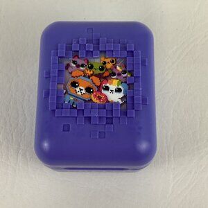 Blitzee Interactive Digital Pet 3D Display Electronic Pop Open Pet Spin Master